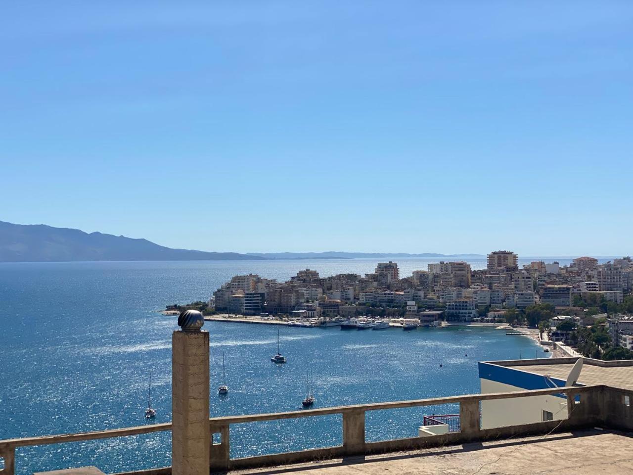 Tarace Sea View Apartment Sarandë Esterno foto
