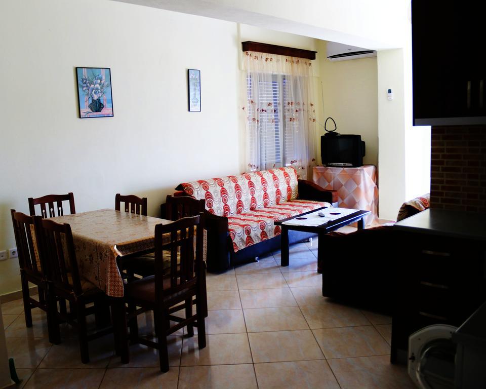 Tarace Sea View Apartment Sarandë Esterno foto